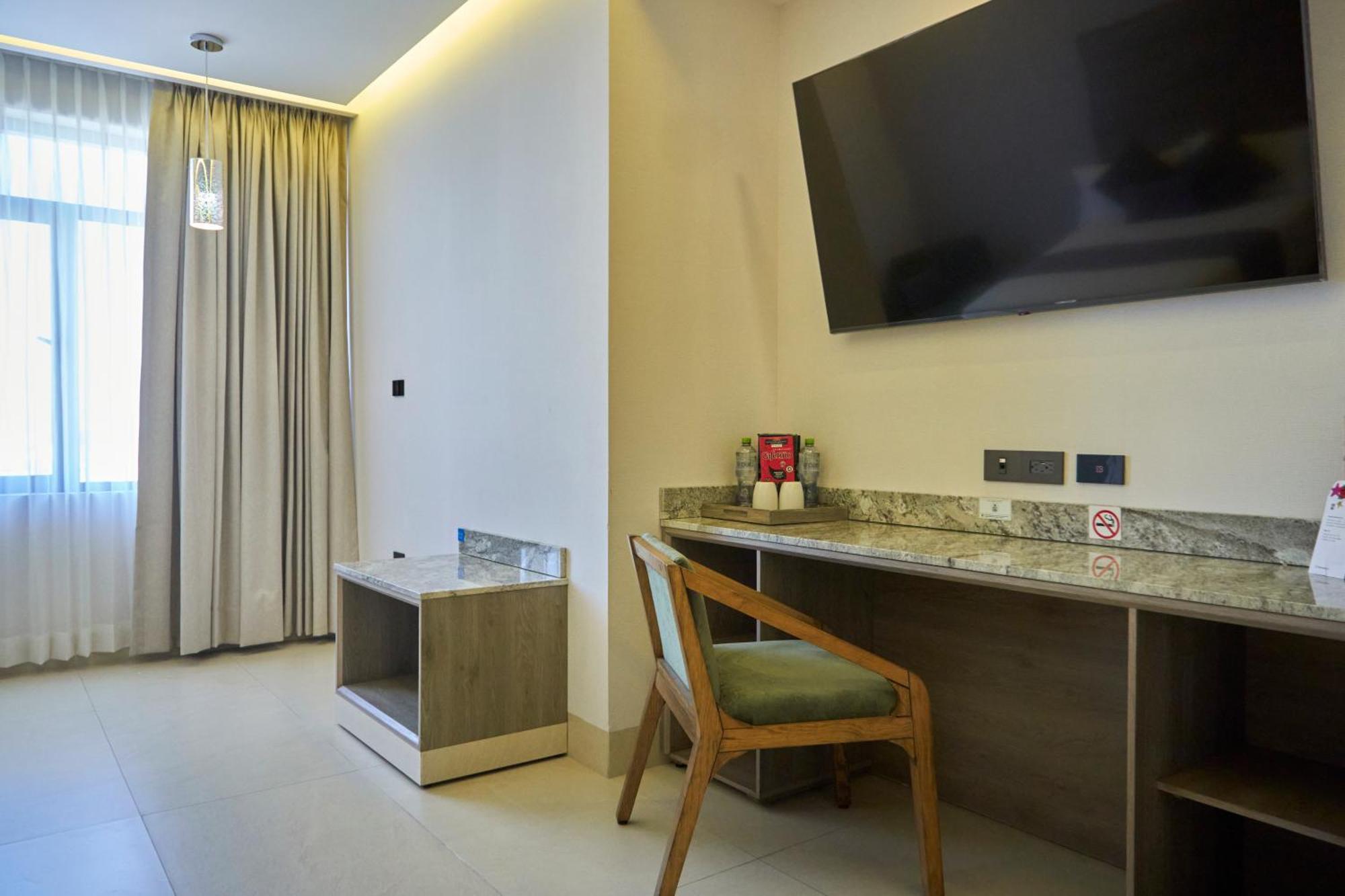 Hotel Antre Chapultepec Γκουανταλαχάρα Εξωτερικό φωτογραφία
