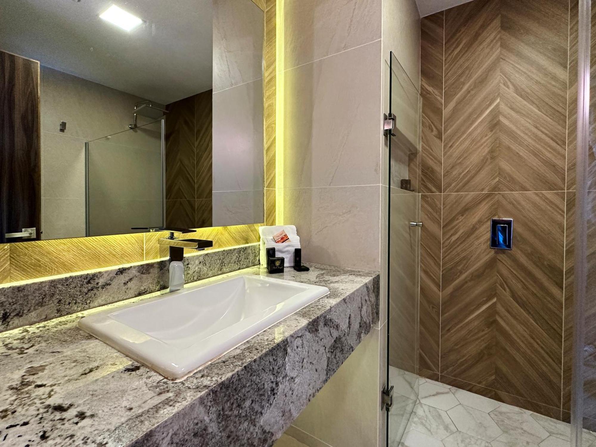 Hotel Antre Chapultepec Γκουανταλαχάρα Εξωτερικό φωτογραφία