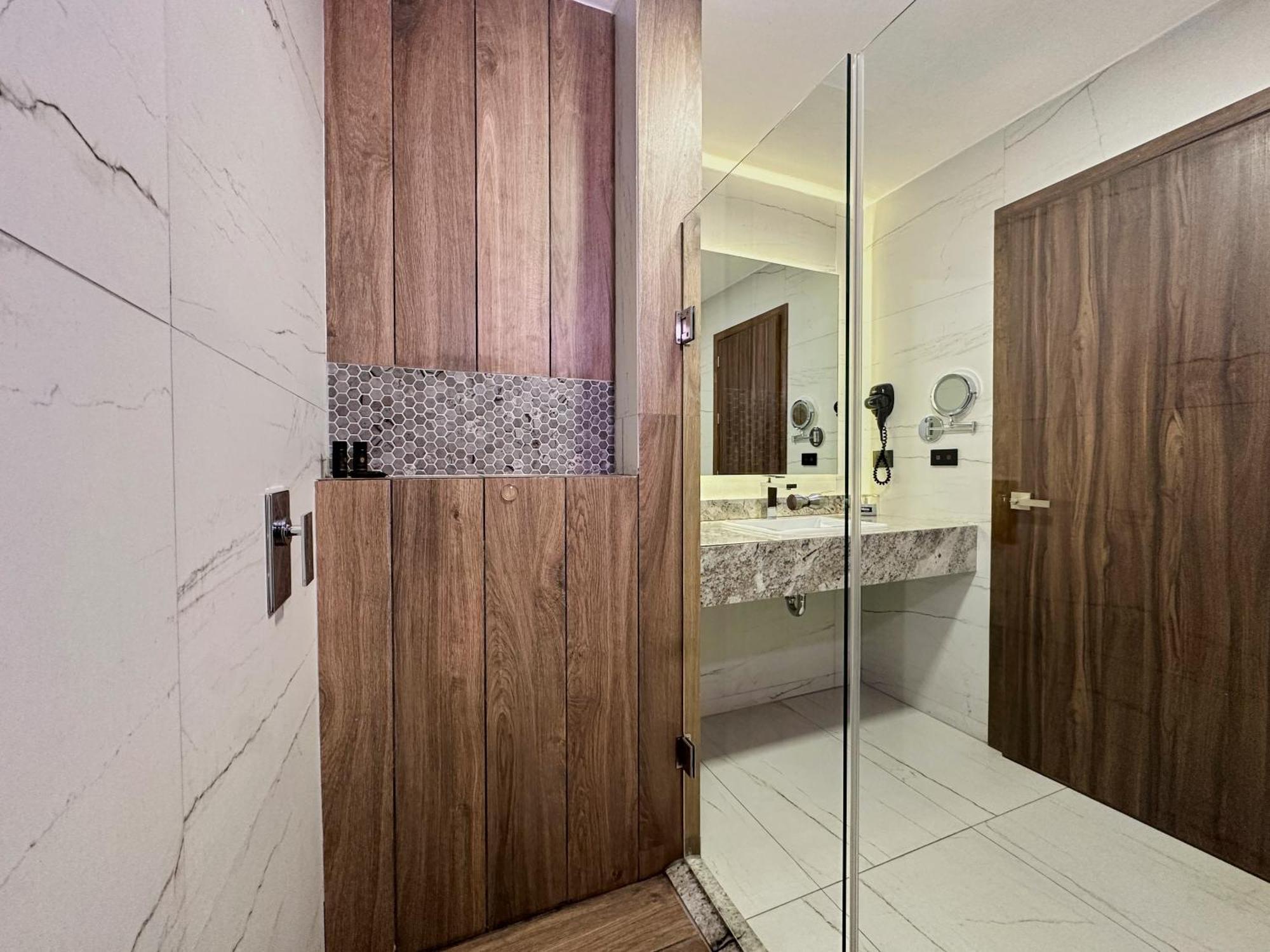 Hotel Antre Chapultepec Γκουανταλαχάρα Εξωτερικό φωτογραφία