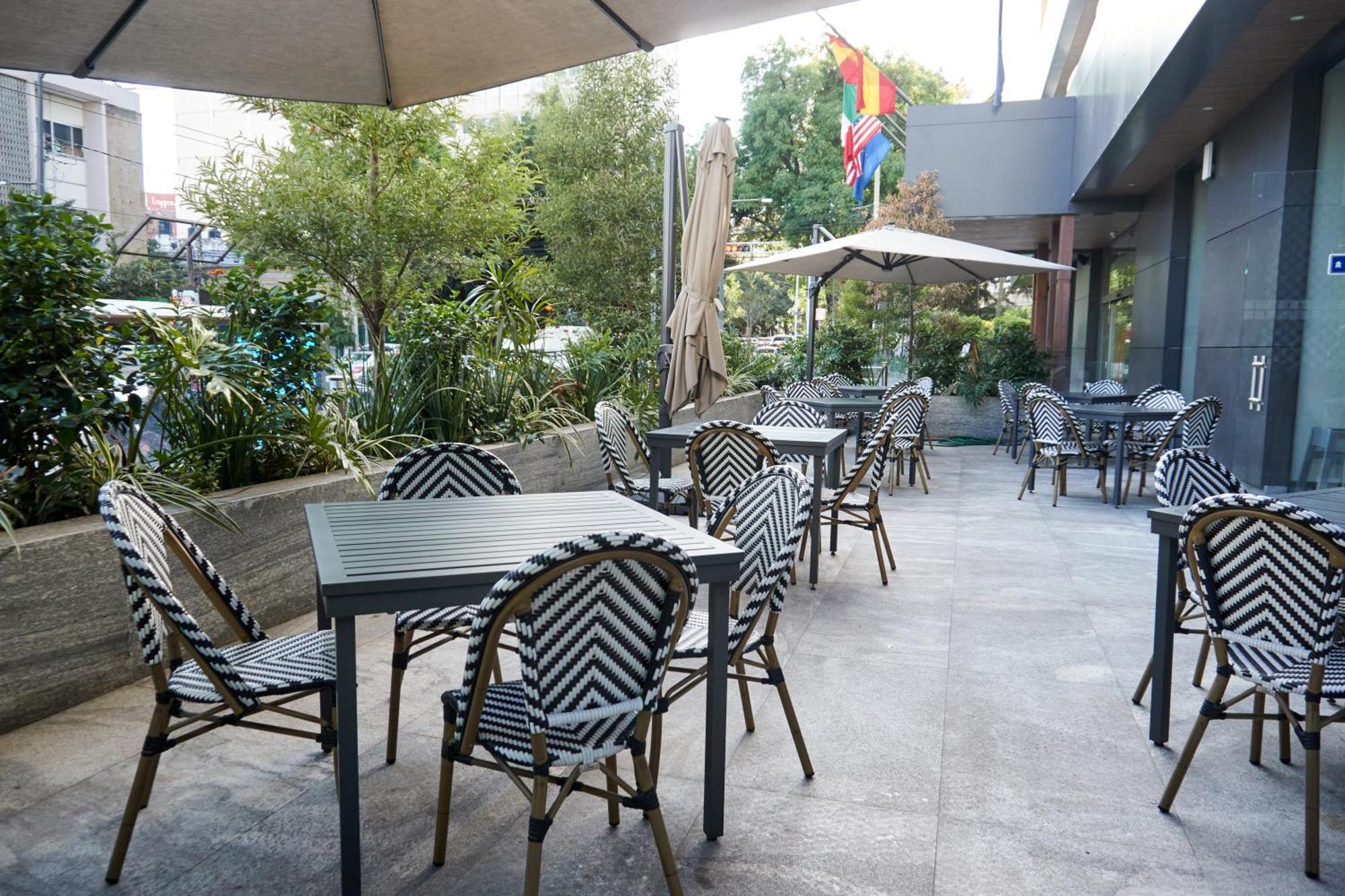 Hotel Antre Chapultepec Γκουανταλαχάρα Εξωτερικό φωτογραφία